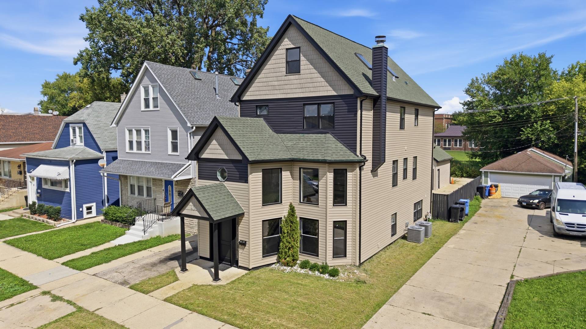 4305 N Mobile AVE, Chicago, IL 60634
