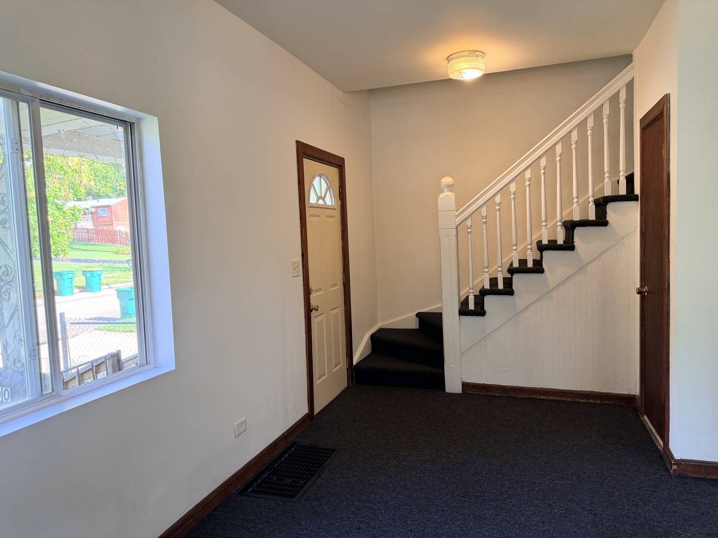 400 Summit ST, Joliet, IL 60435