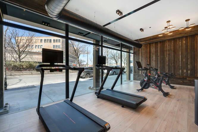 1257 N ASHLAND AVE #402, Chicago, IL 60622