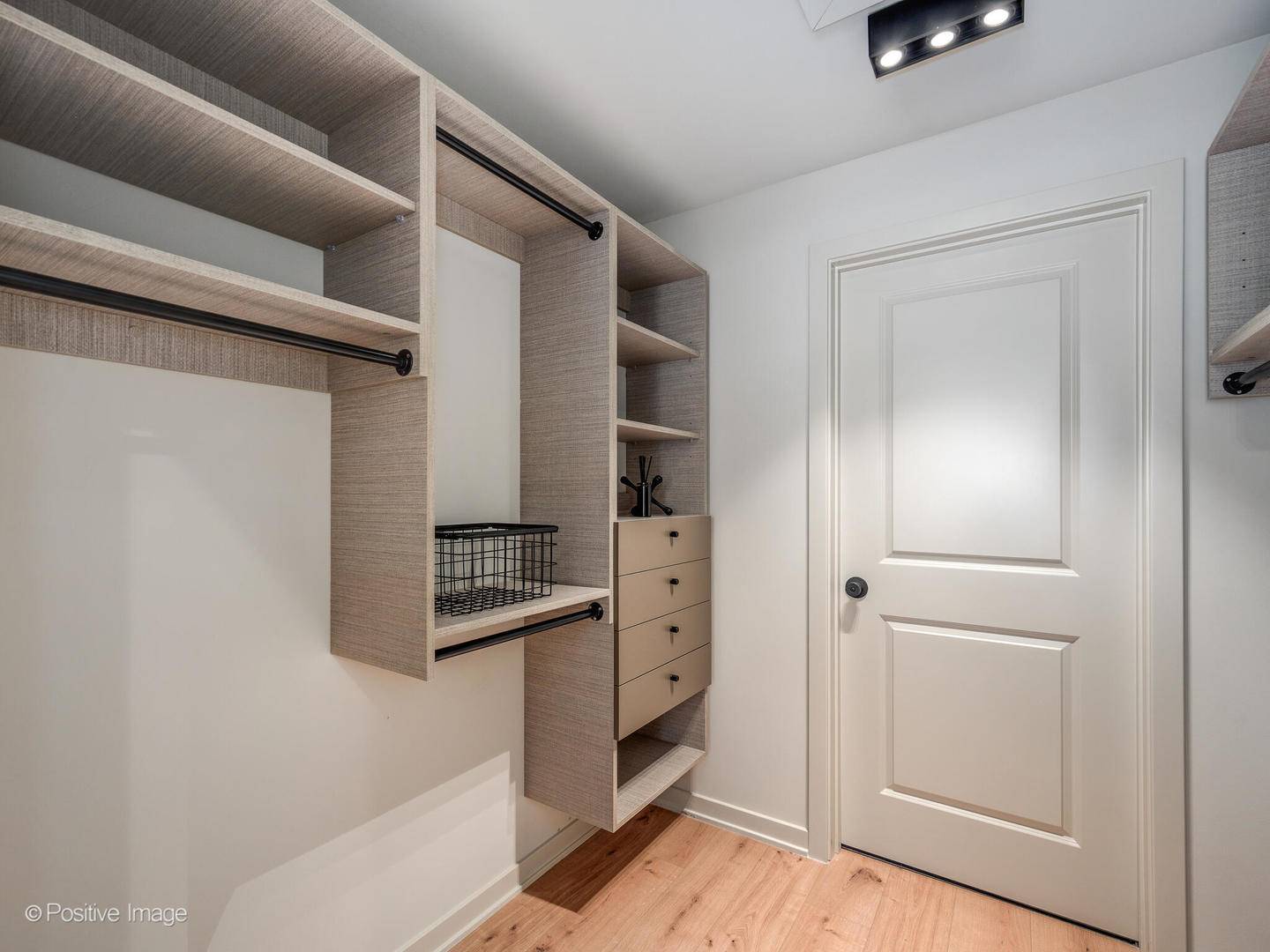 1235 N ASHLAND AVE #502, Chicago, IL 60622