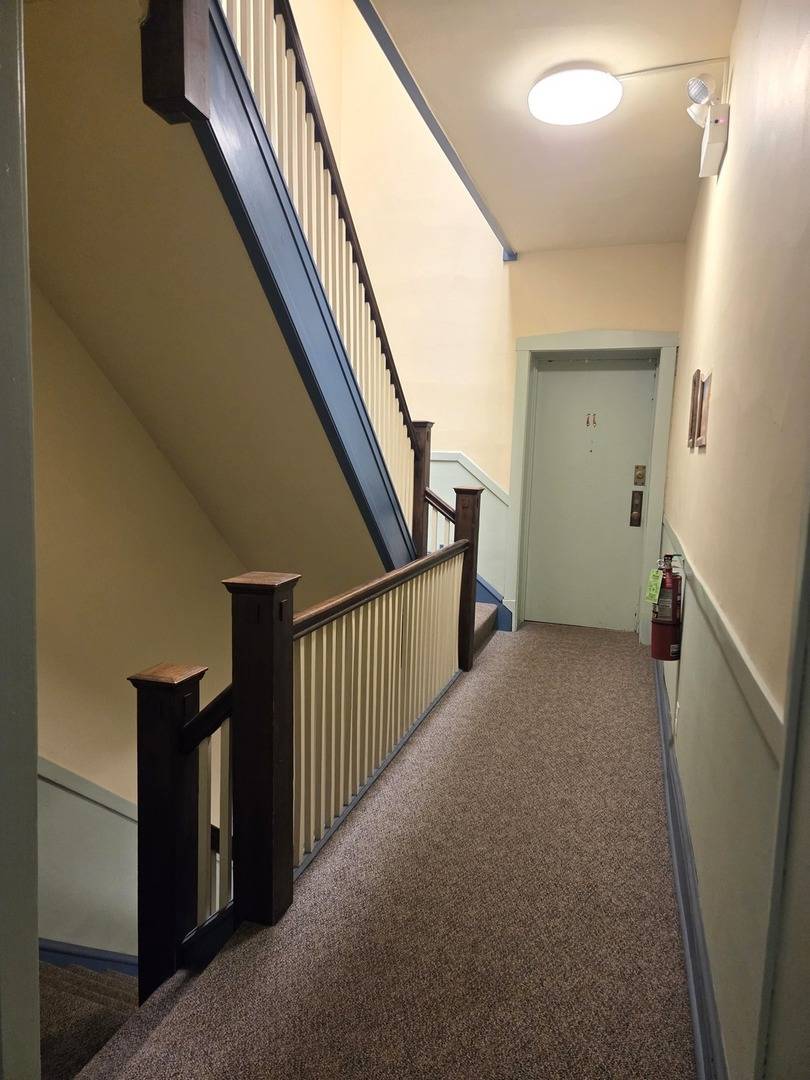 5551 S Kimbark AVE #8, Chicago, IL 60637