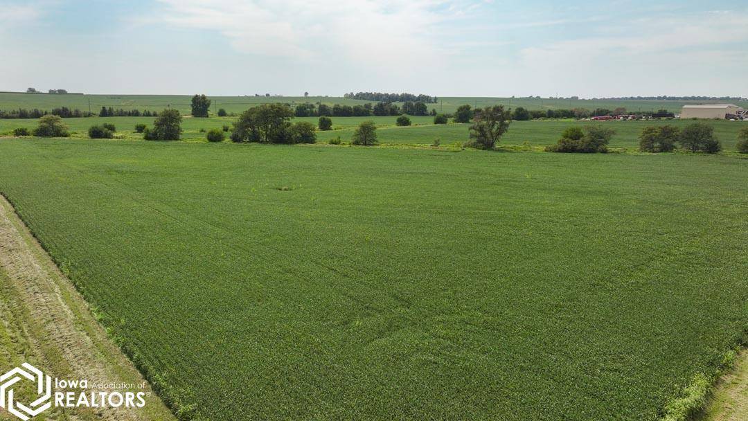 5544 IA 22, Lone Tree, IA 52755