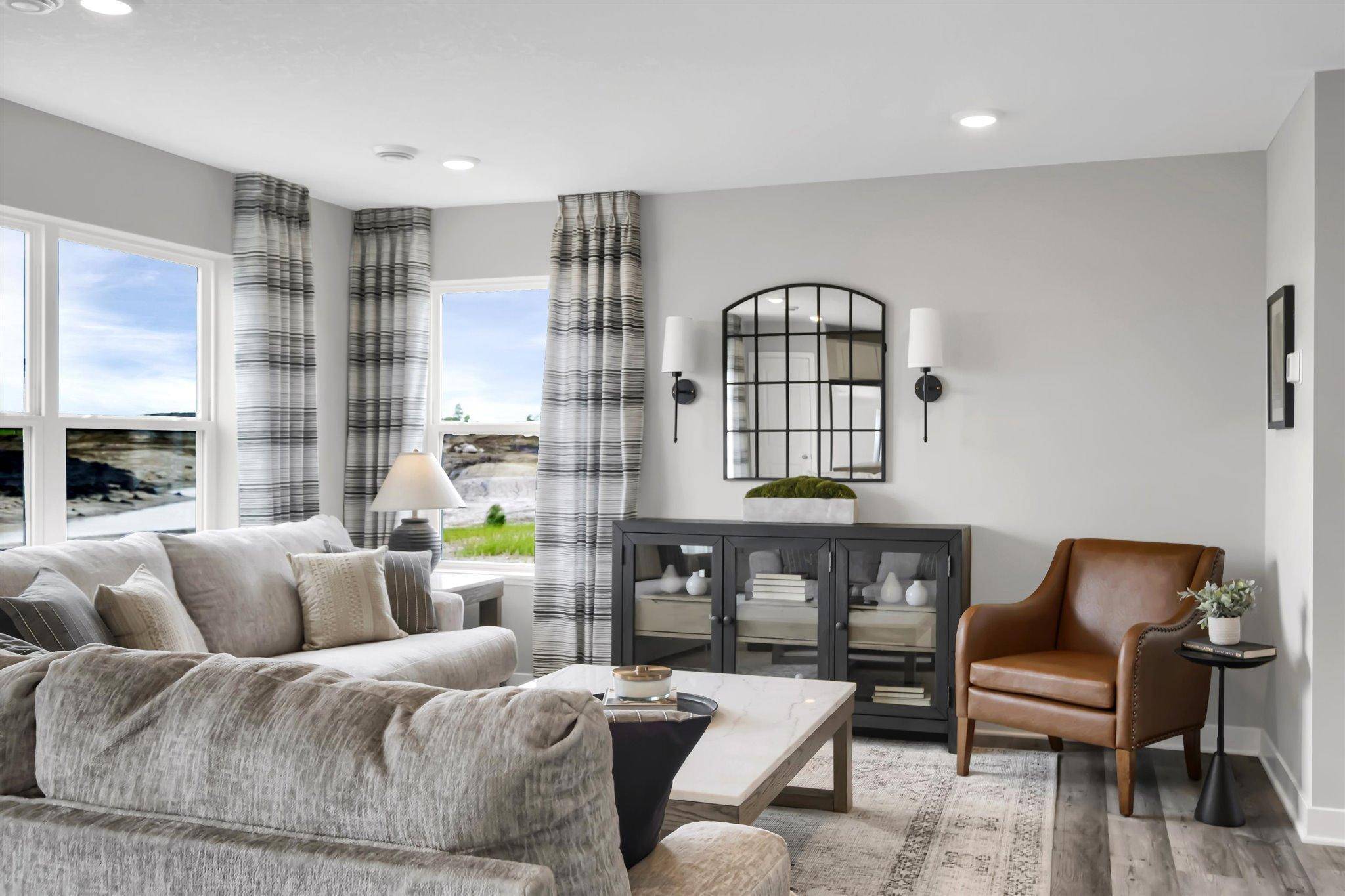 1916 Highview TER, Shakopee, MN 55379
