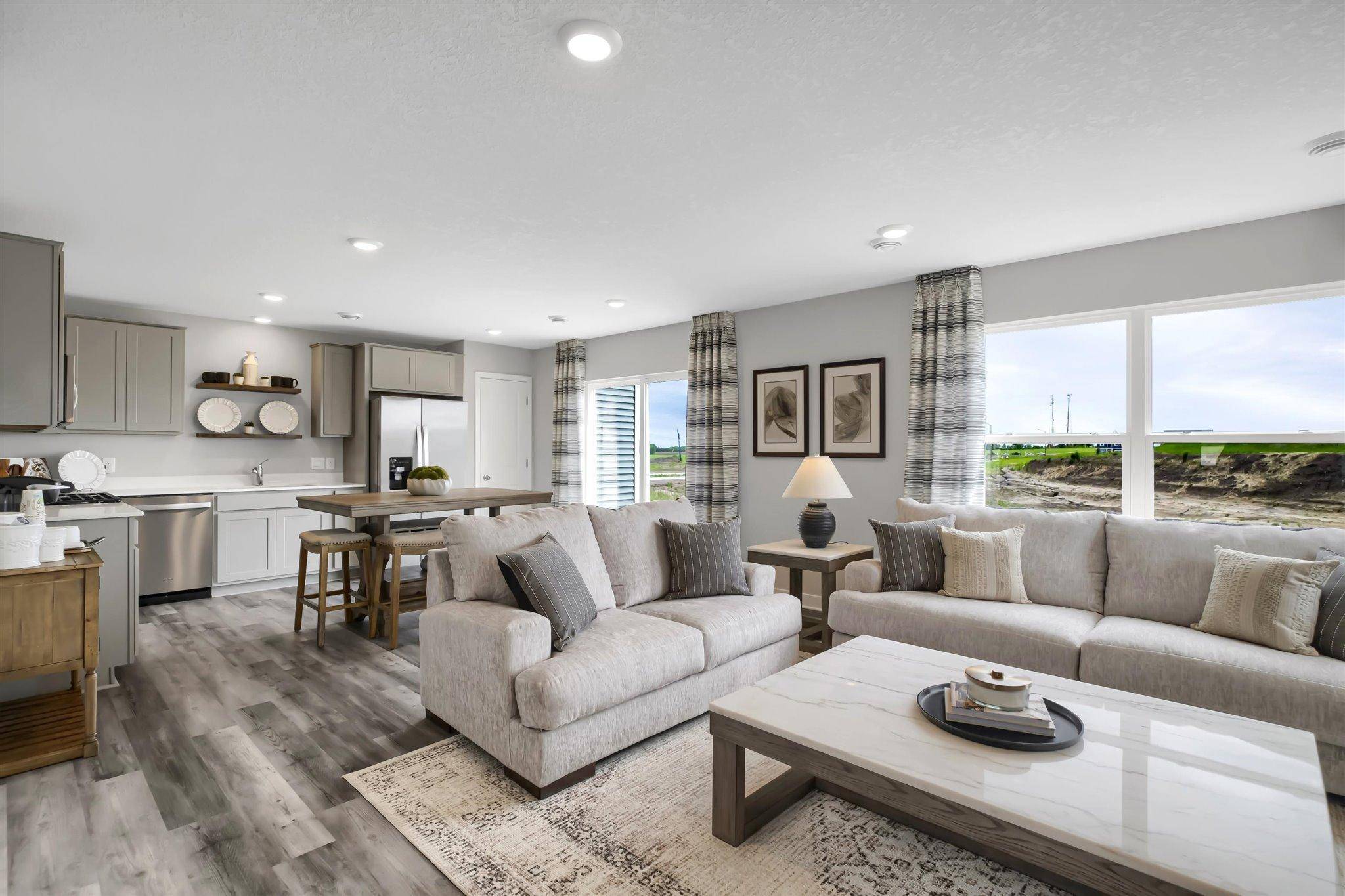 1916 Highview TER, Shakopee, MN 55379