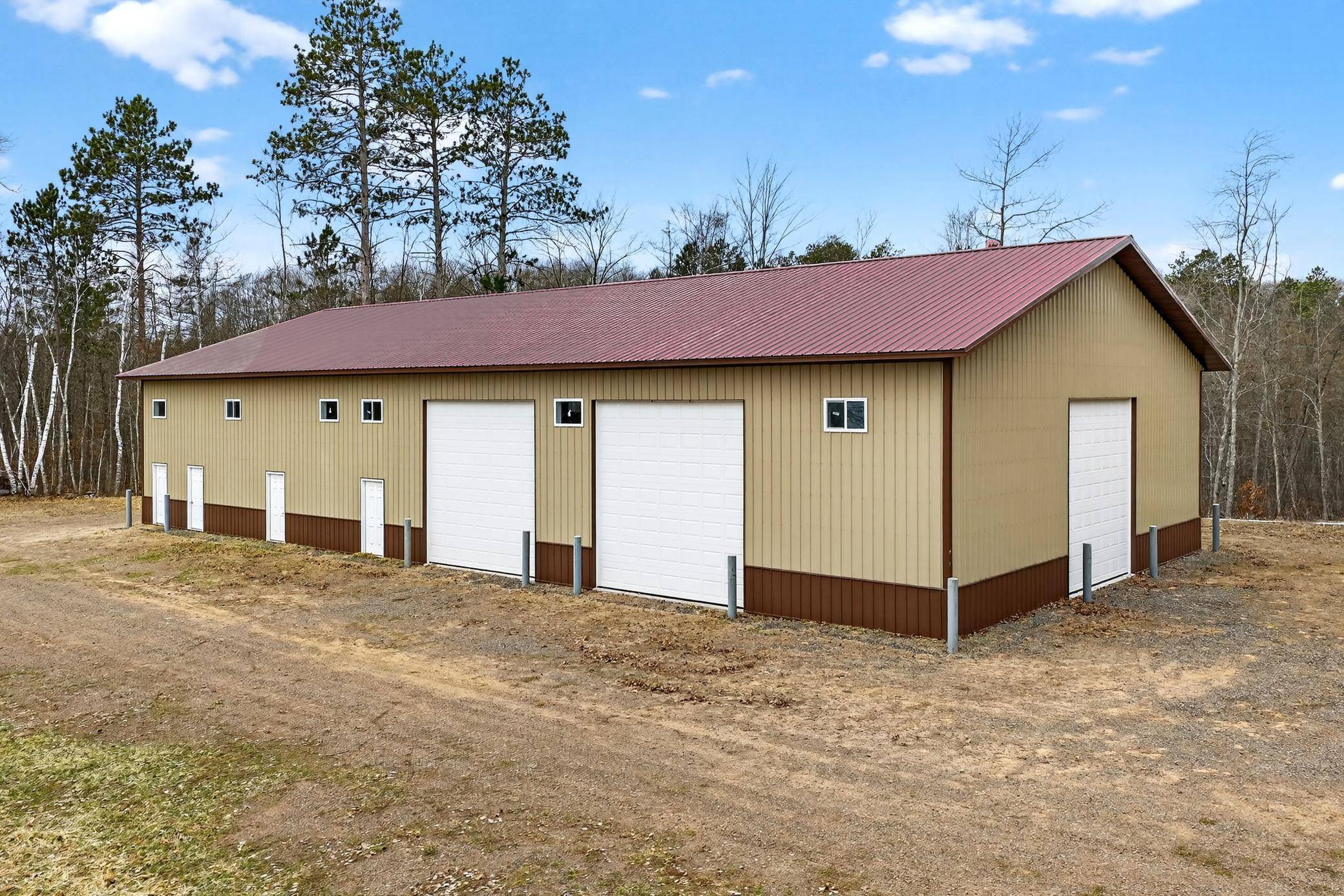 7891 N Hilly LN, Spooner, WI 54801