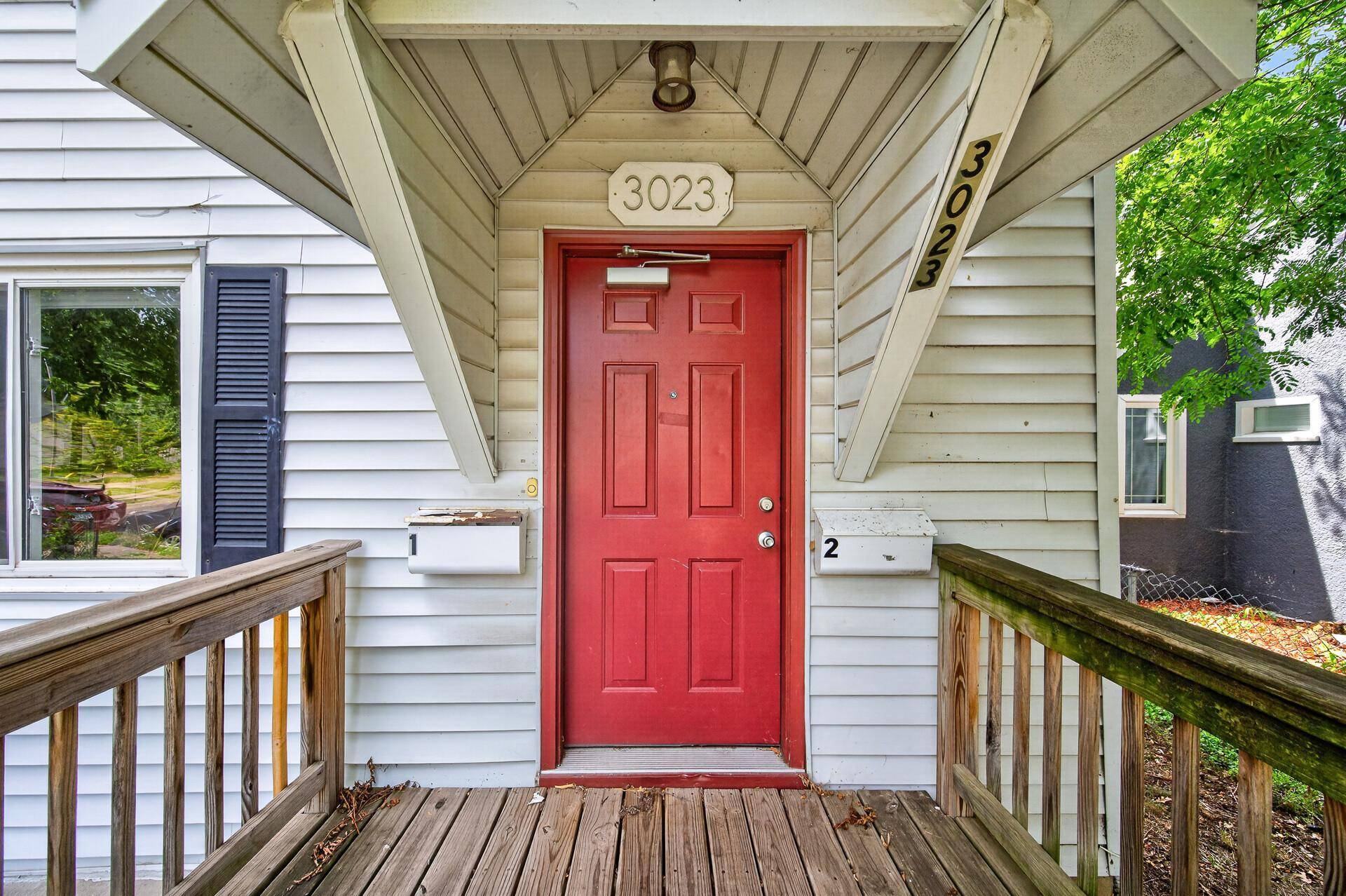 3023 Dupont AVE N, Minneapolis, MN 55411