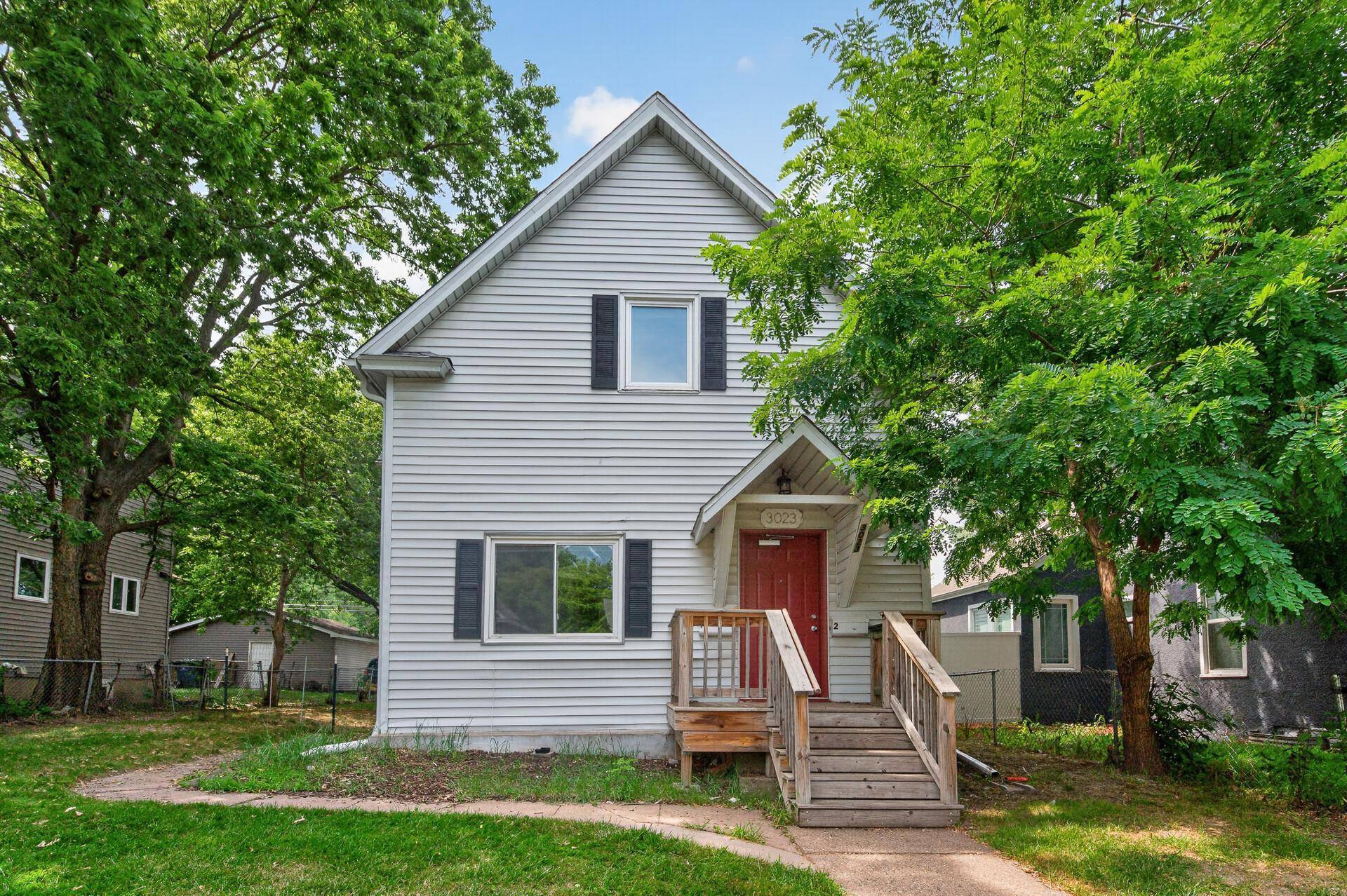 3023 Dupont AVE N, Minneapolis, MN 55411