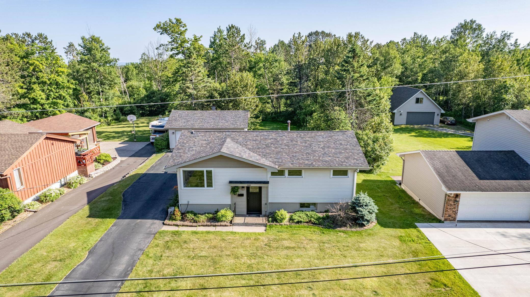 588 W Winona ST, Duluth, MN 55803