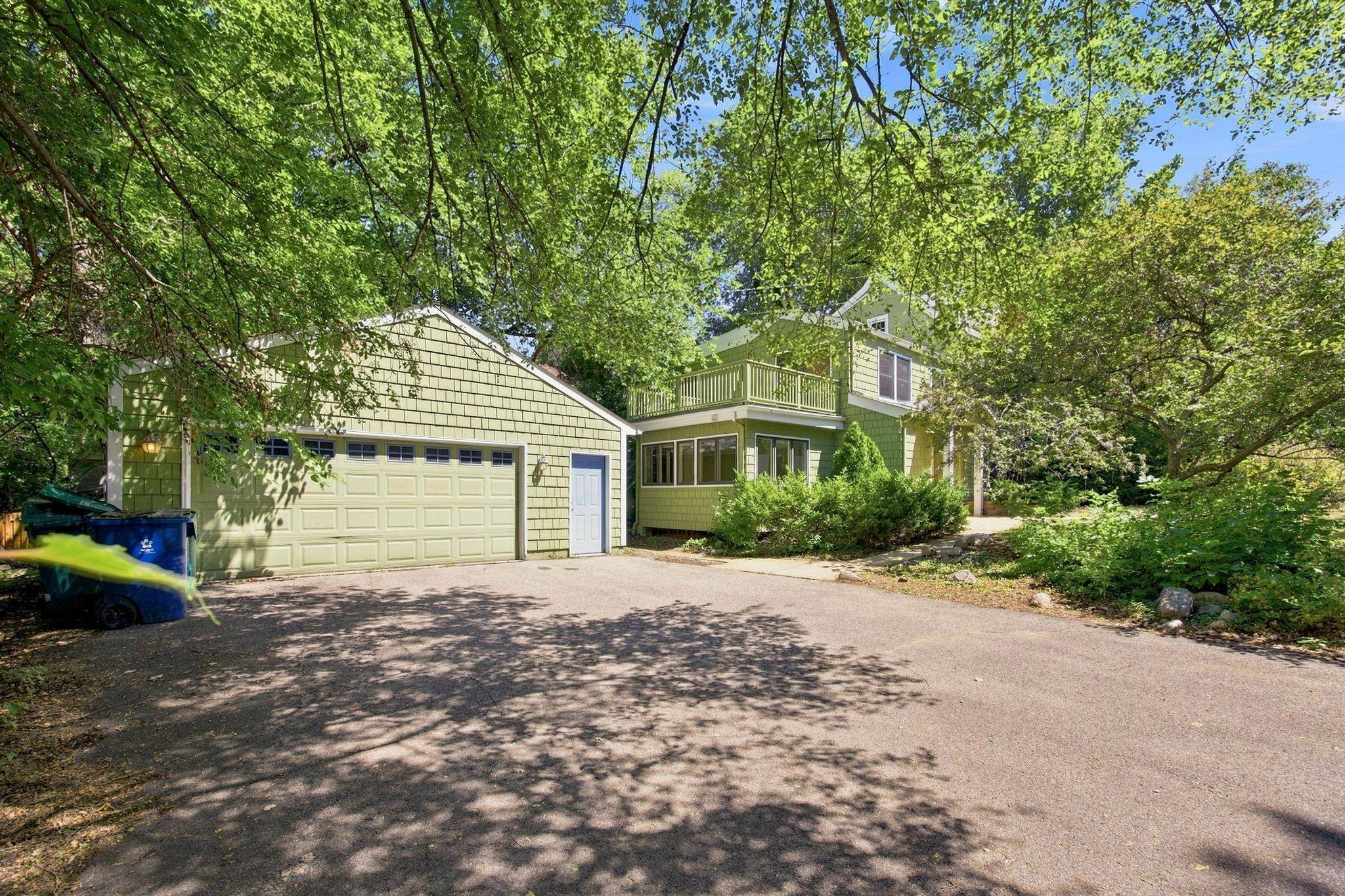 3900 W 47th ST, Edina, MN 55424