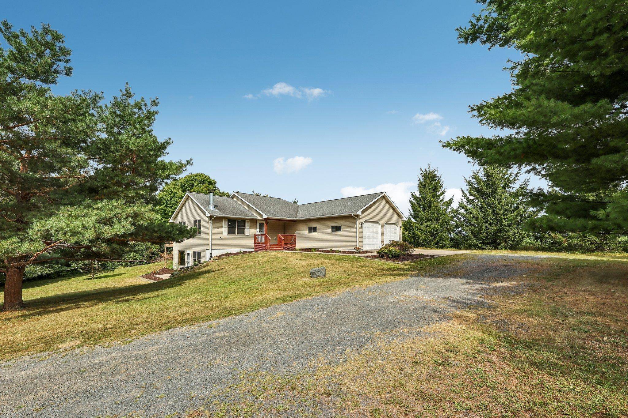 1871 140th AVE, Saint Croix Falls, WI 54024