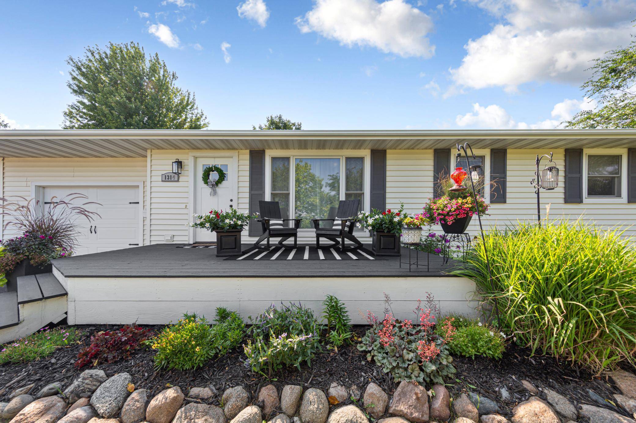 1314 N 5th ST, Saint Peter, MN 56082