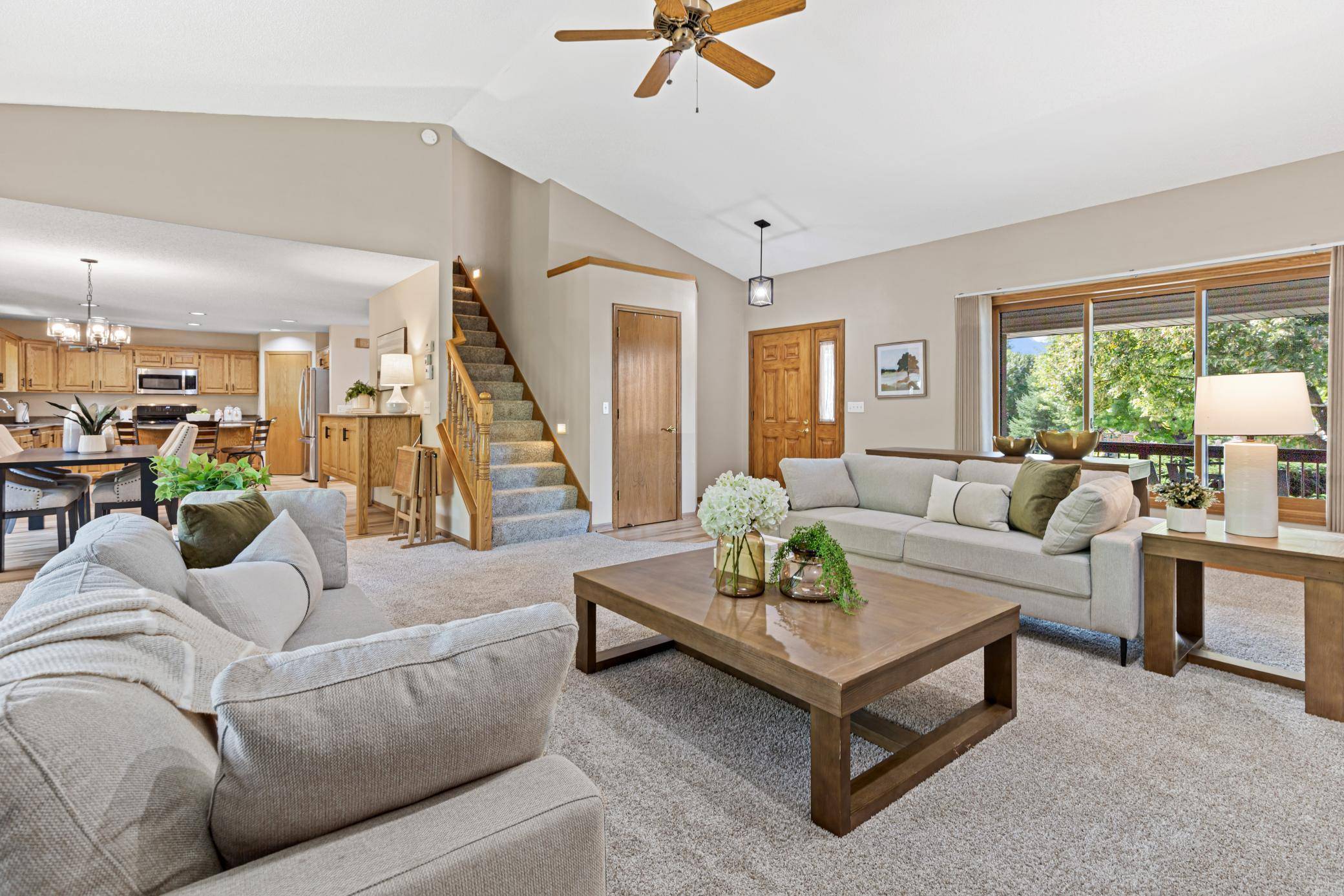 13160 Aspen DR, Rogers, MN 55374