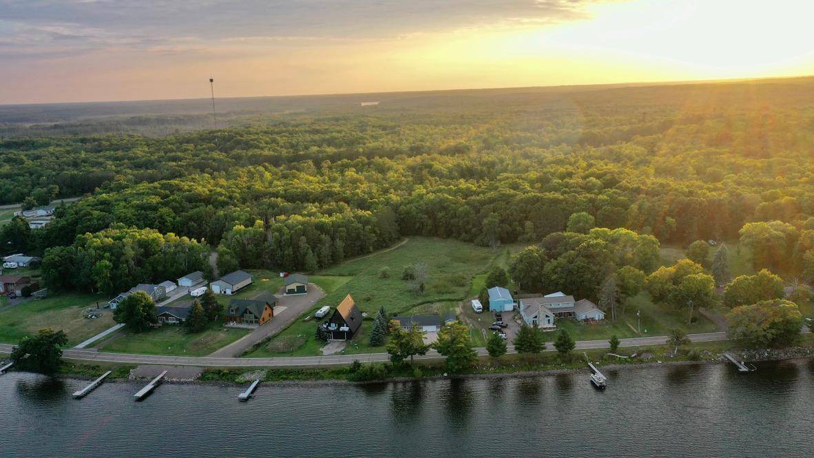 39395 Twilight RD, Onamia, MN 56359