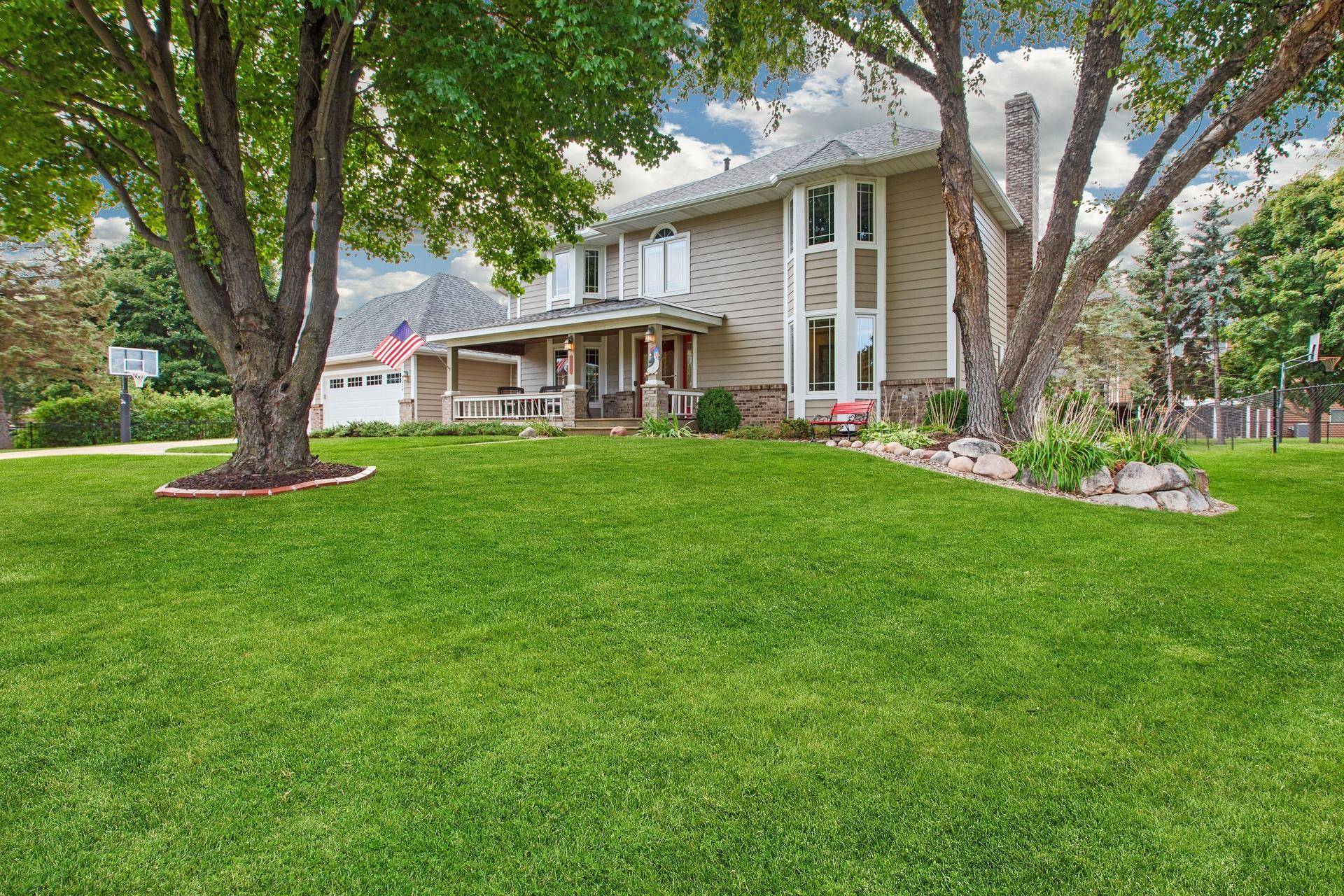 9224 Cornell RD, Woodbury, MN 55125