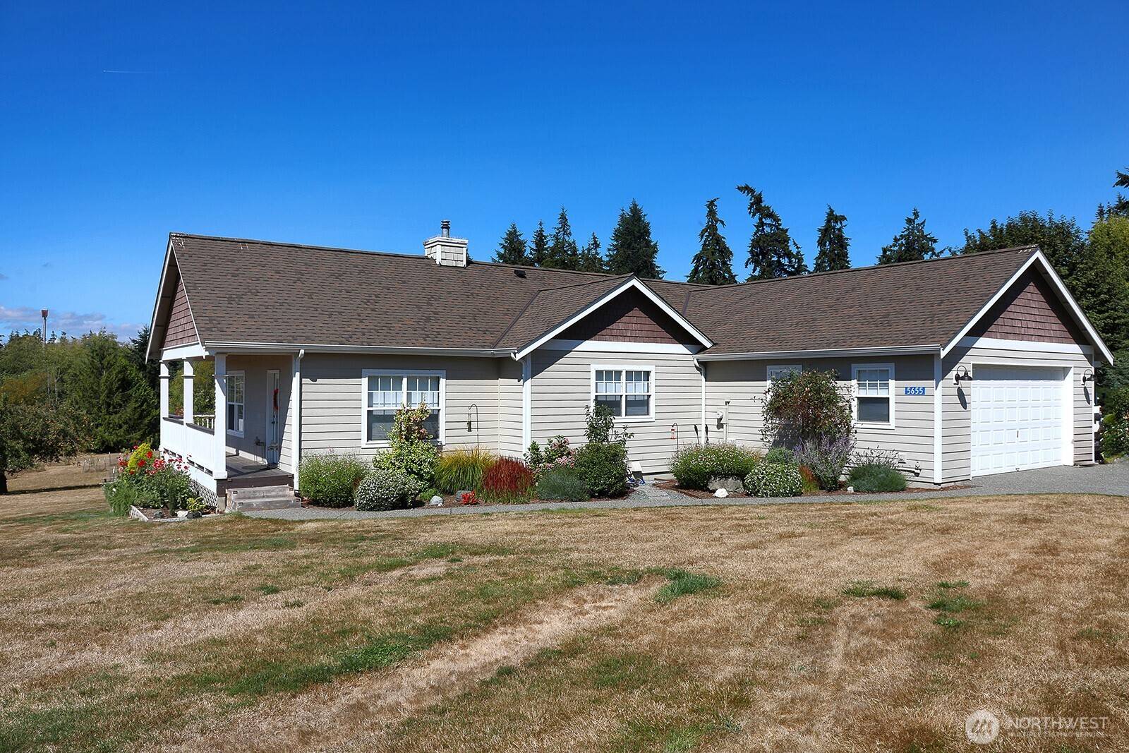 5655 Pauleina CT, Freeland, WA 98249