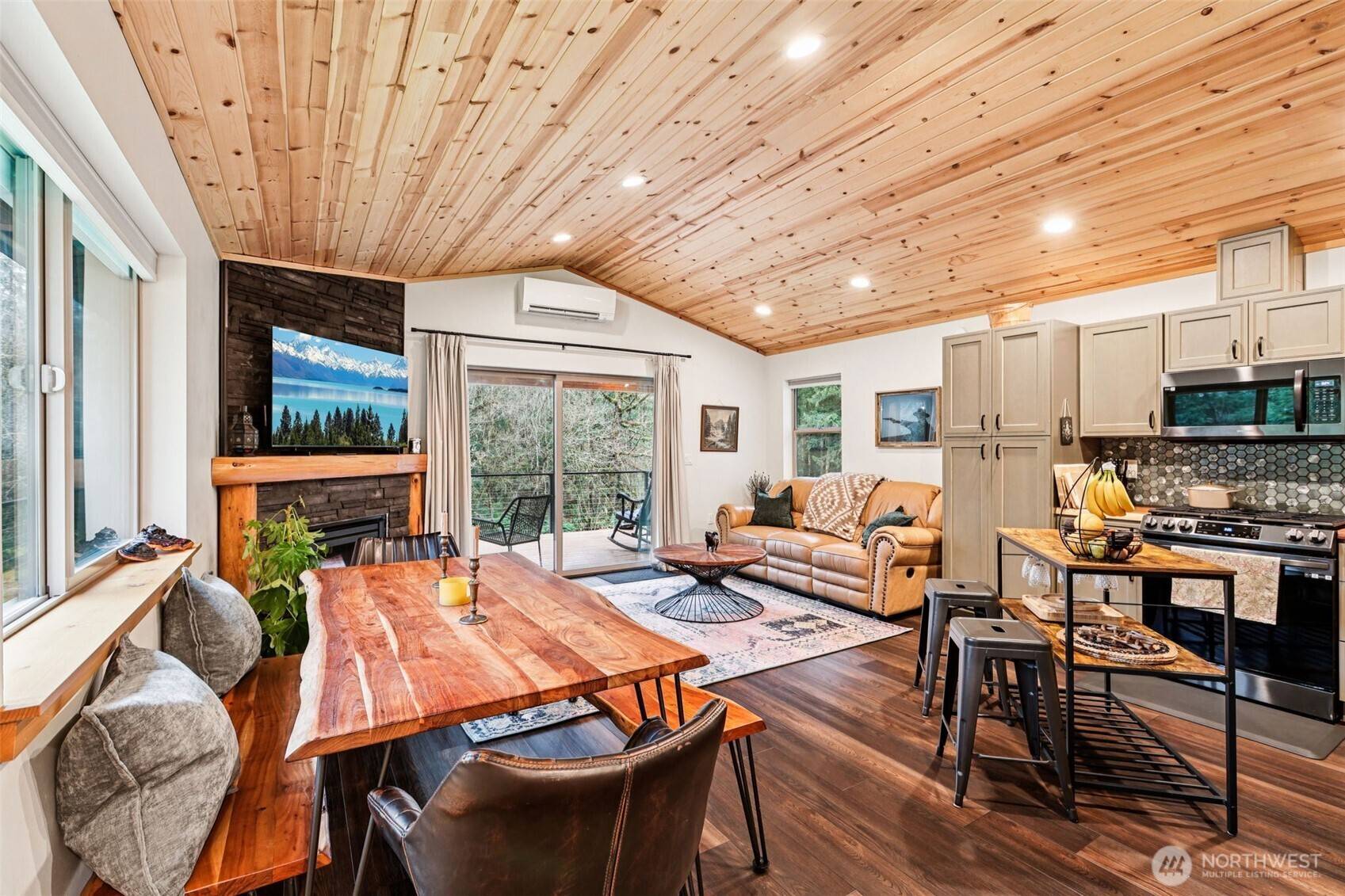 7374 Mt Baker HWY, Deming, WA 98244