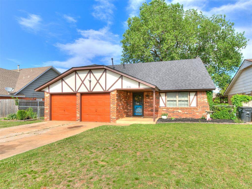 216 S Morgan DR, Moore, OK 73160
