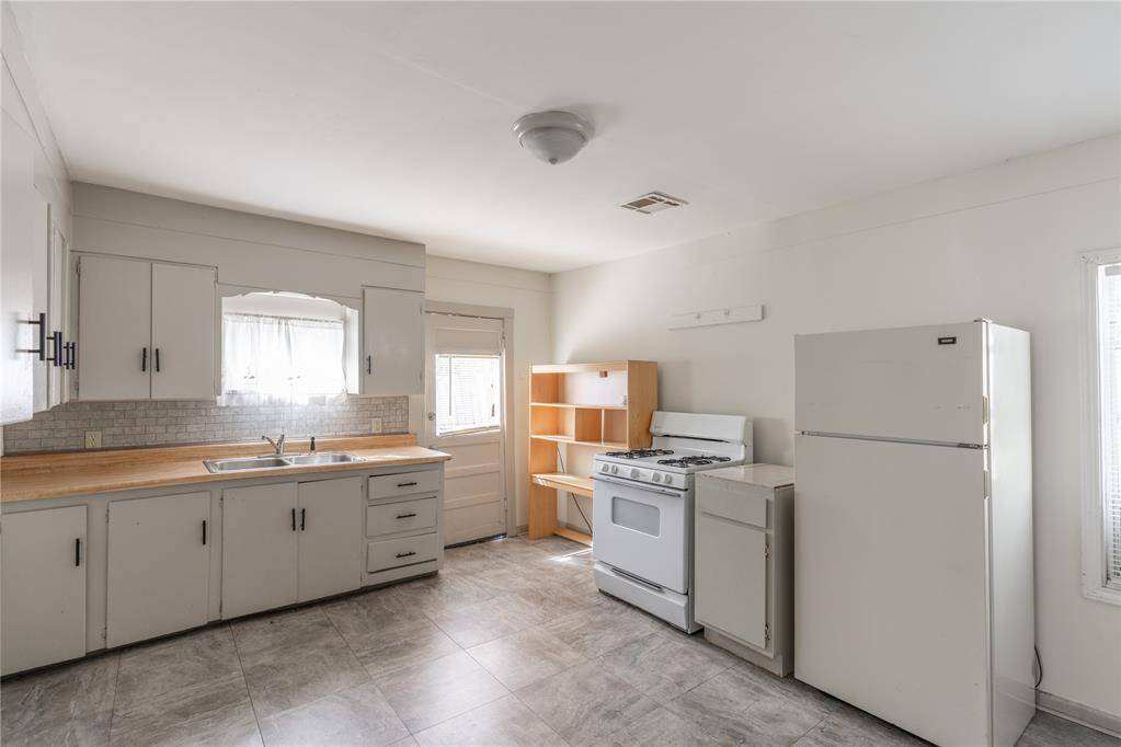 3004 Pioneer AVE, Oklahoma City, OK 73107