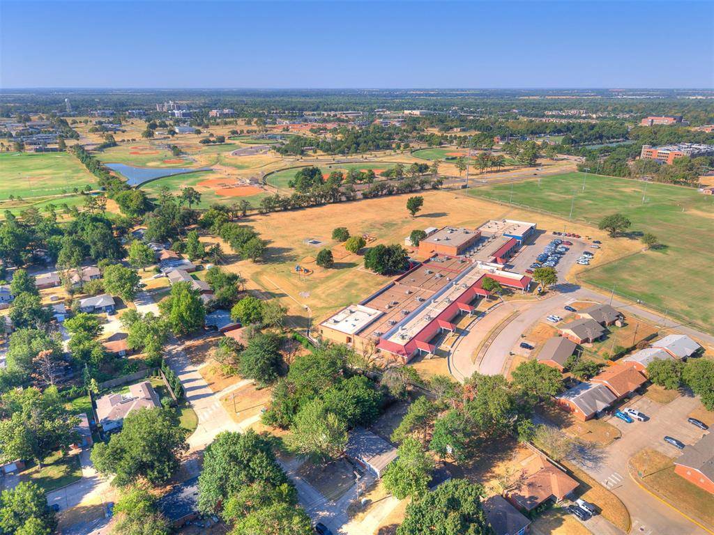 1510 Bedford LN, Norman, OK 73072