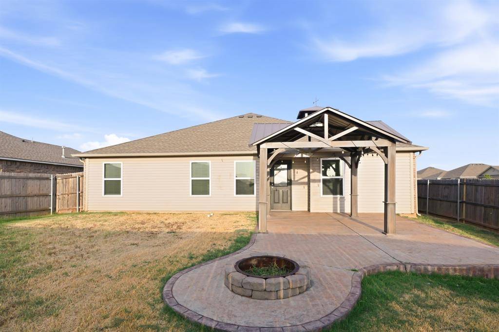 1016 N Scouts Court WAY, Mustang, OK 73064