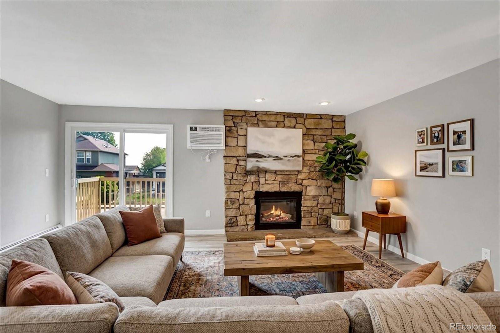 381 S Ames ST #A201, Lakewood, CO 80226