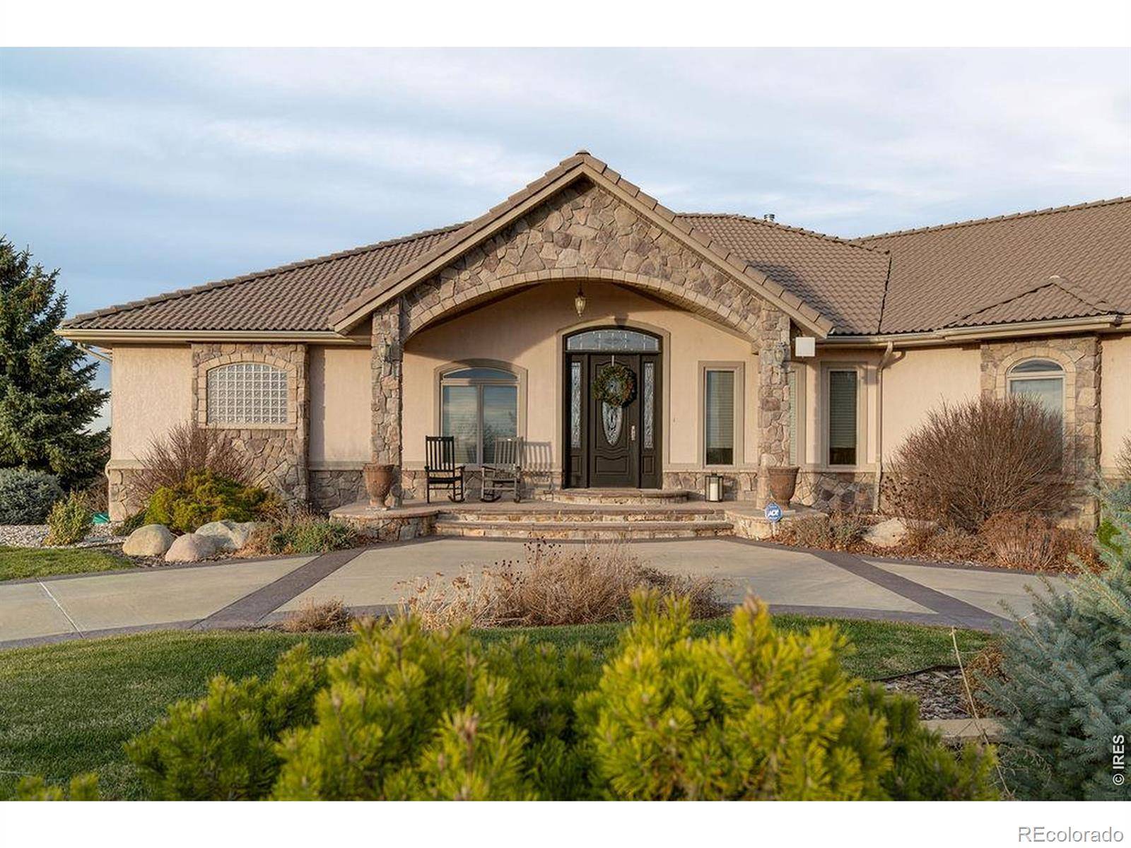 46 Sunset LN, Fort Morgan, CO 80701