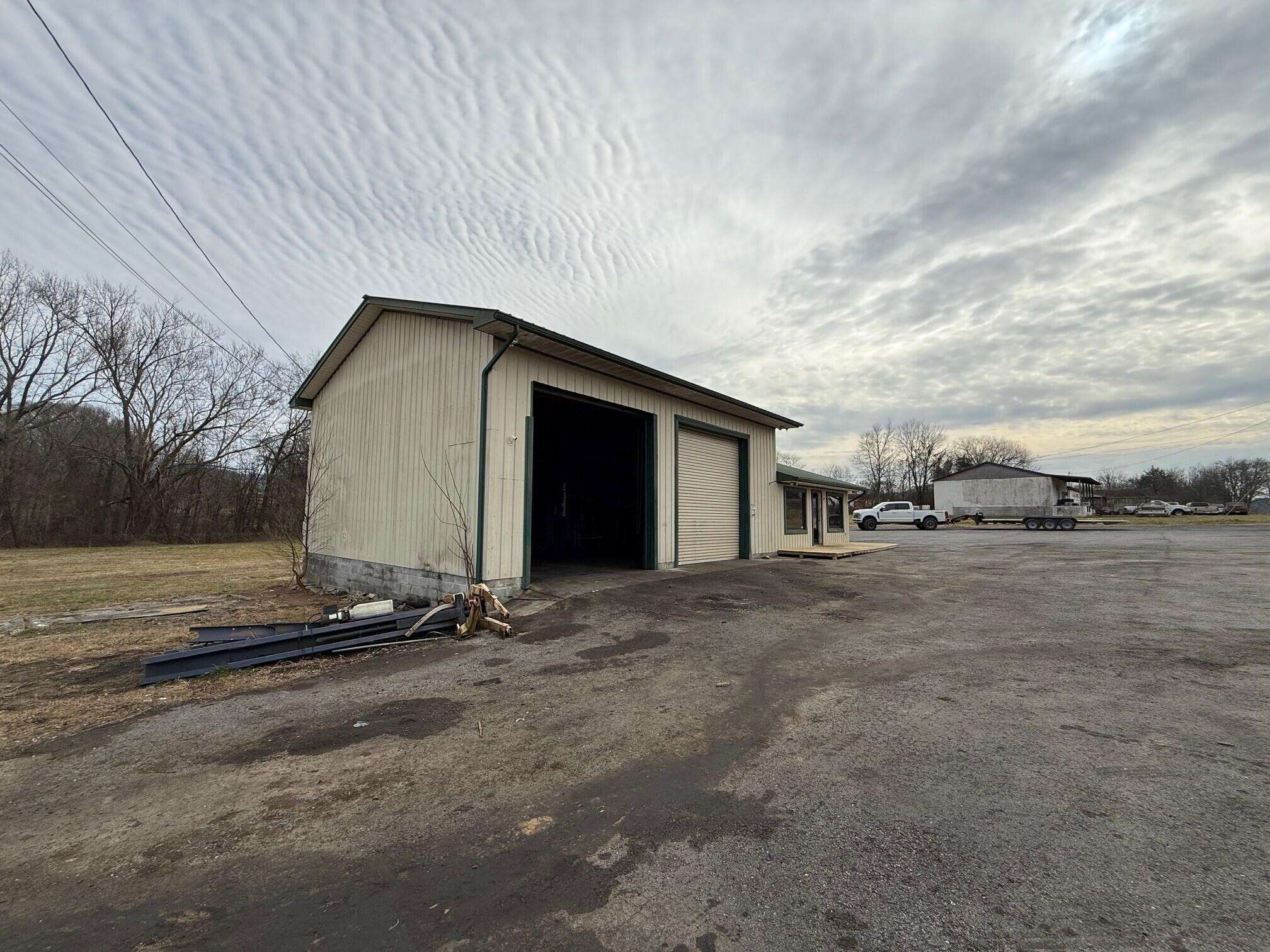 15446 Highway 28, Whitwell, TN 37397