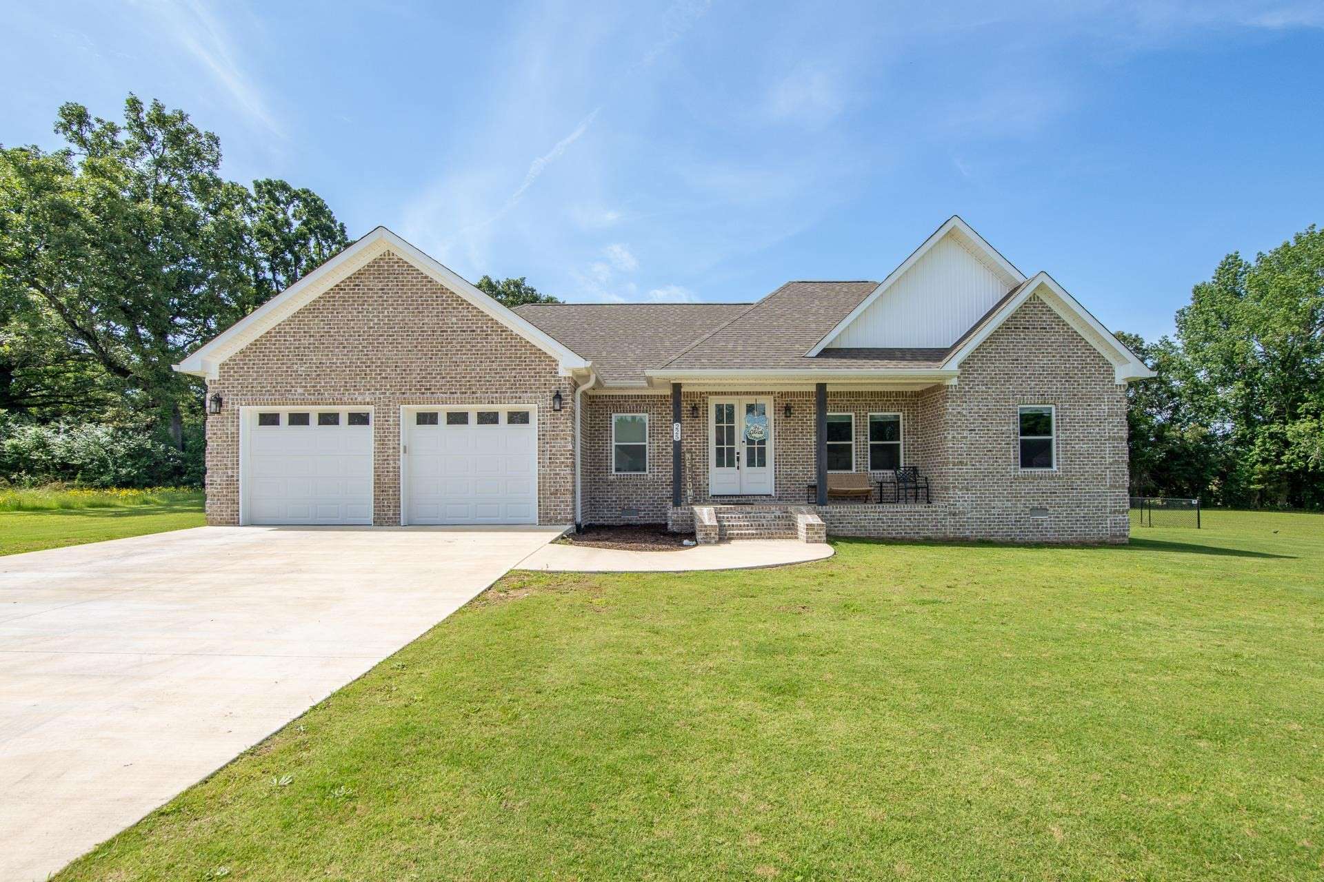 225 CORDOVA CV, Savannah, TN 38372