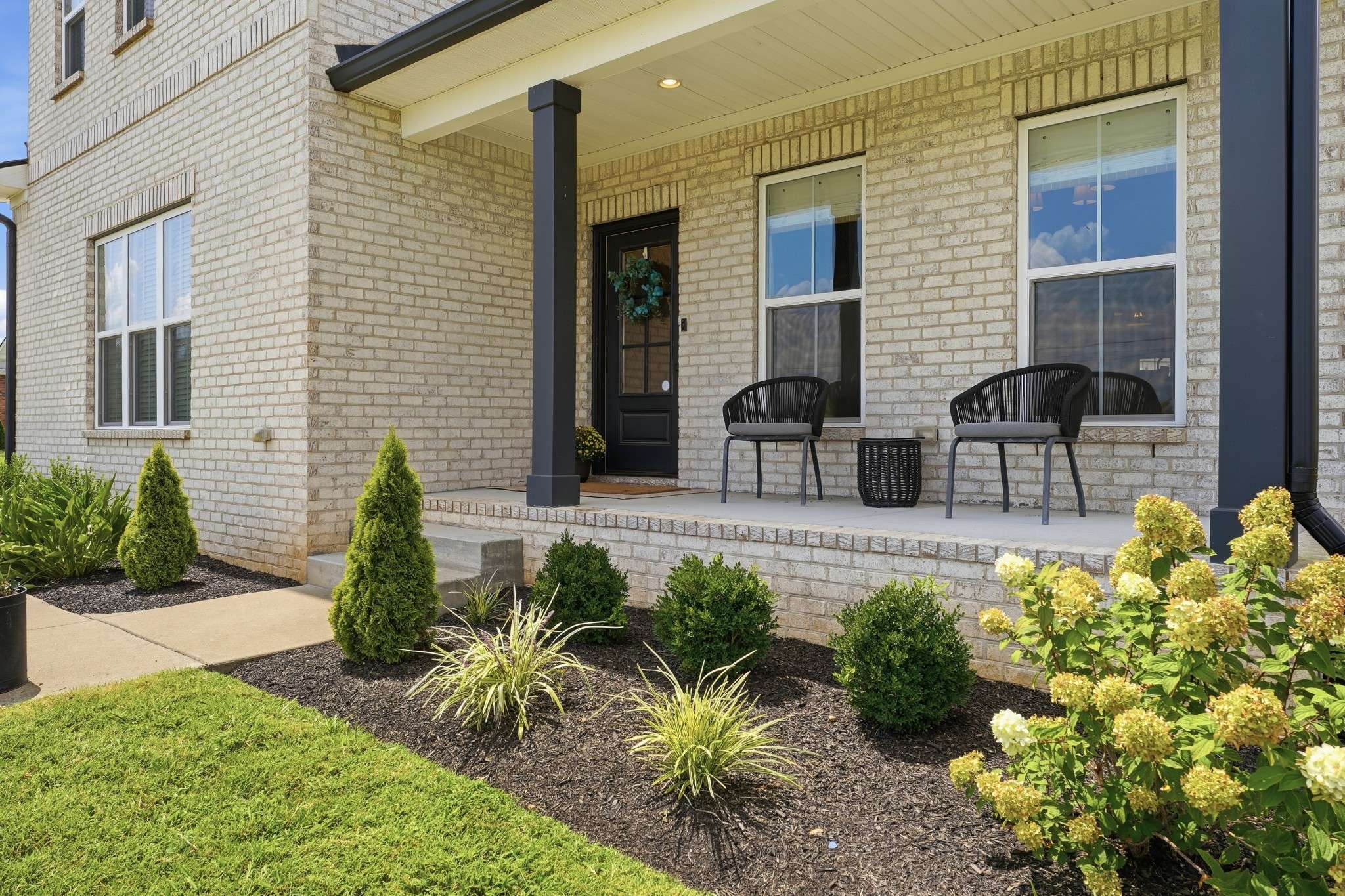 1412 Barrett Dr, Mount Juliet, TN 37122