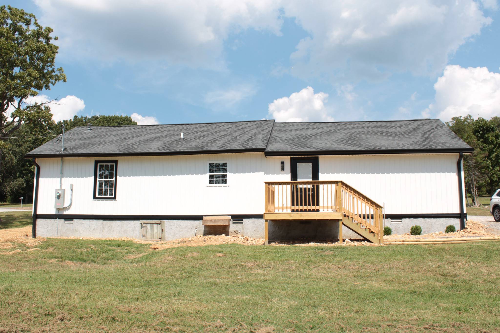 8285 Pilot Rock Rd, Hopkinsville, KY 42240
