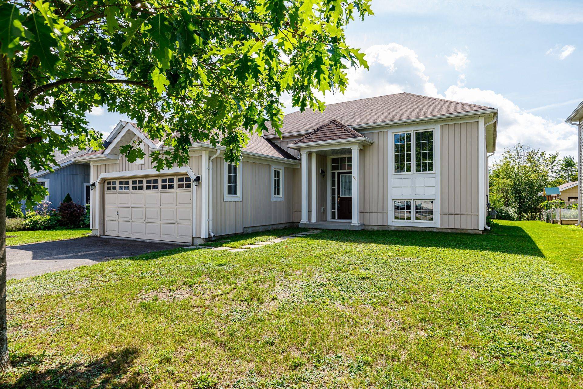 252 Spruce ST, Clearview, ON L0M 1S0