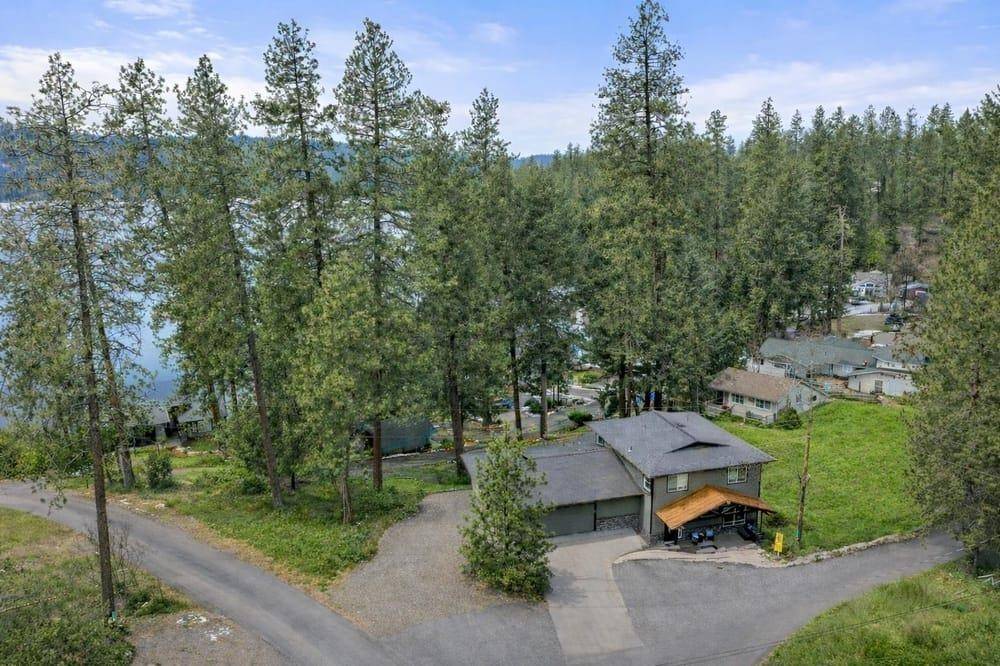 12808 N North Park St, Newman Lake, WA 99025