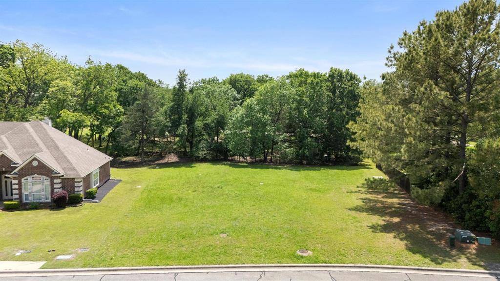 1000 Legend Avenue, Bonham, TX 75418