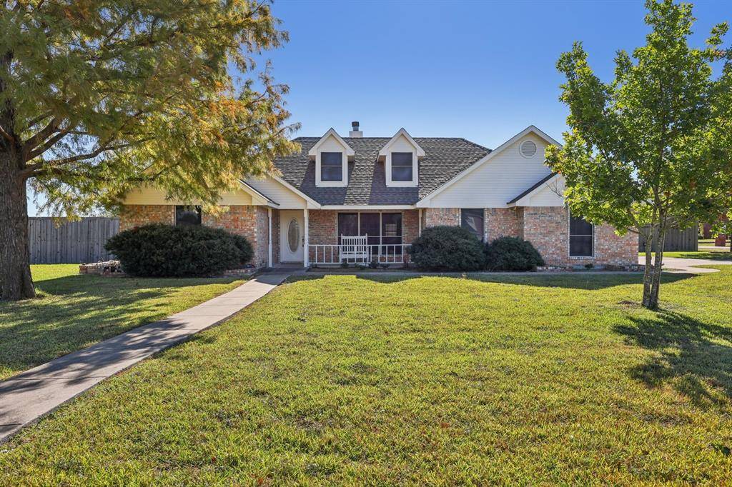 1377 Lone Star Boulevard, Talty, TX 75160