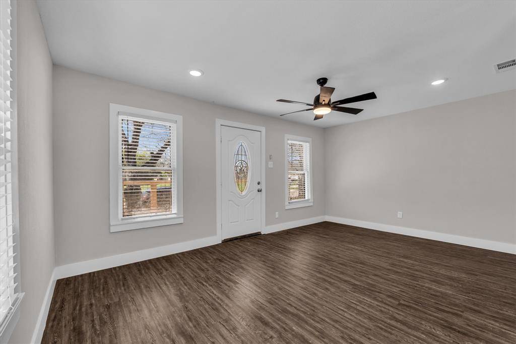 1908 S 19th Street, Waco, TX 76706