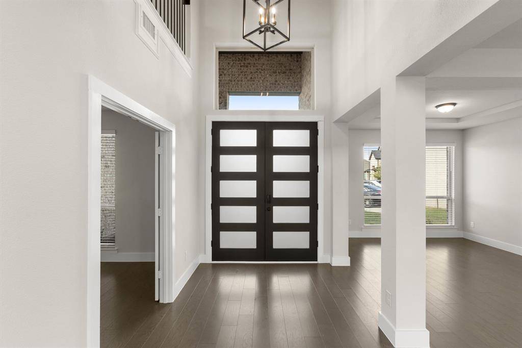 2565 Riverchase Way, Grand Prairie, TX 75054