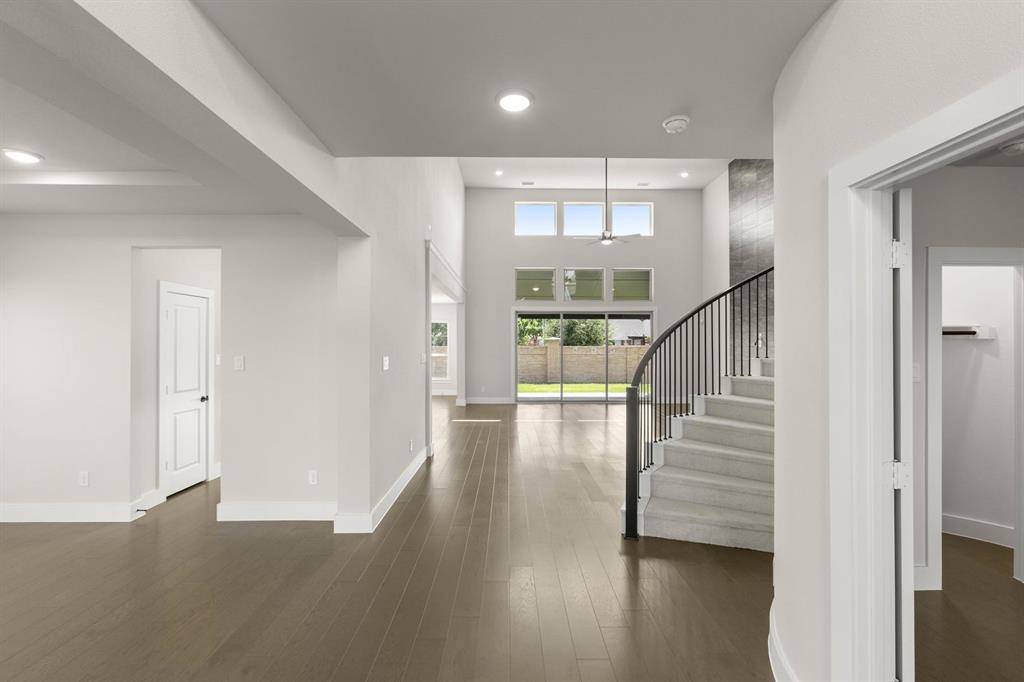 2565 Riverchase Way, Grand Prairie, TX 75054