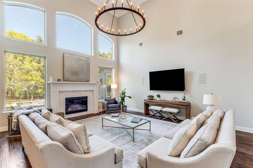 808 Charleston Drive, Southlake, TX 76092