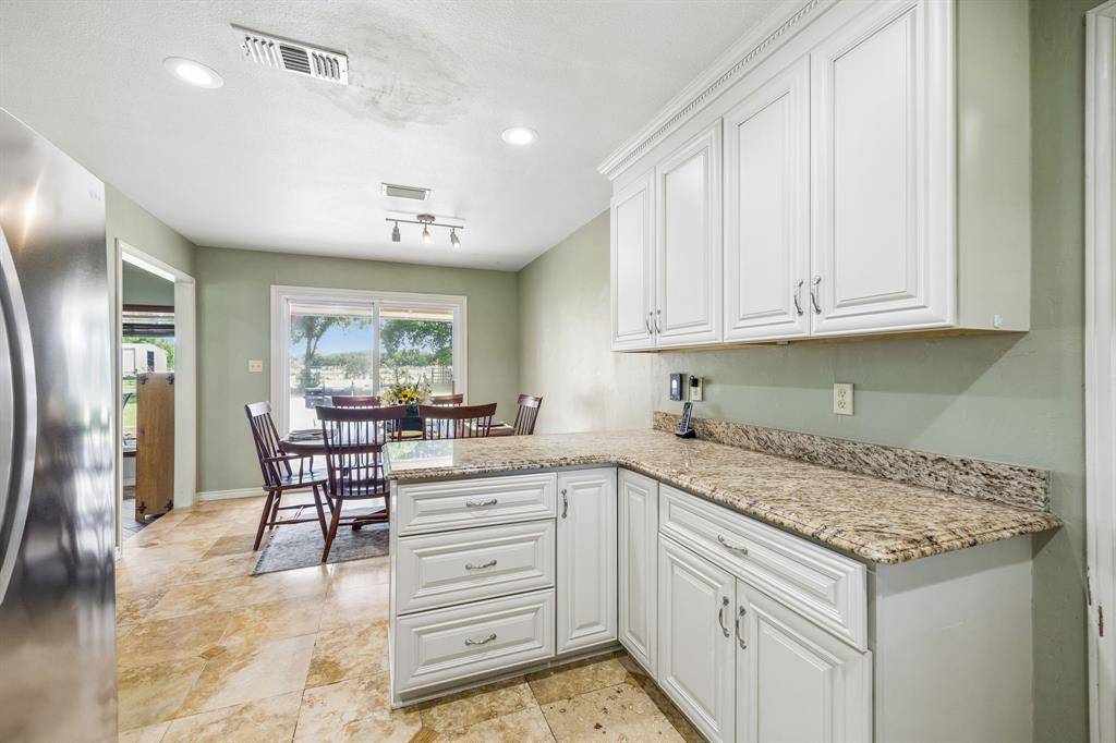 1300 Rock Ridge Road, Lucas, TX 75002