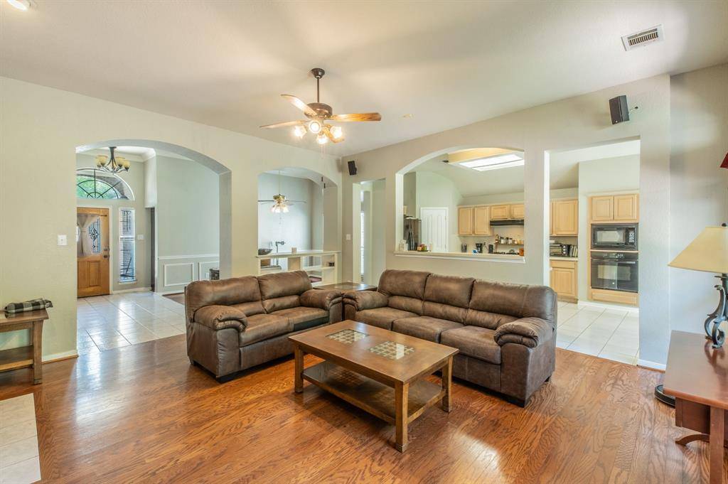 5022 Sandestin Court, Garland, TX 75044