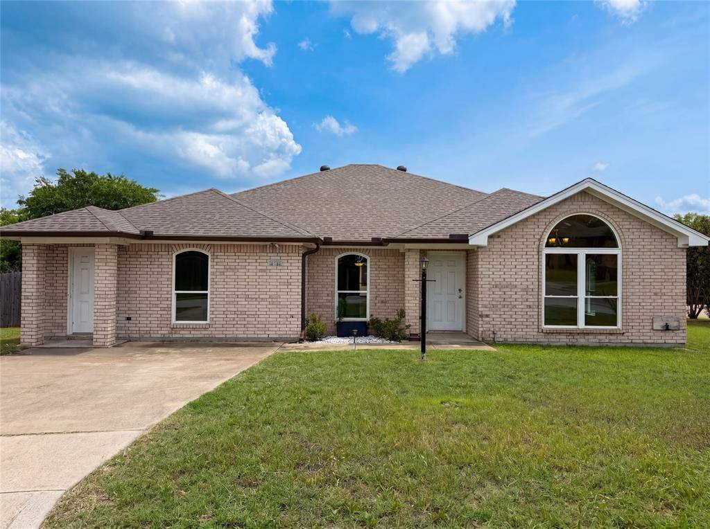 4700 Maryannes Meadow Drive, Fort Worth, TX 76135