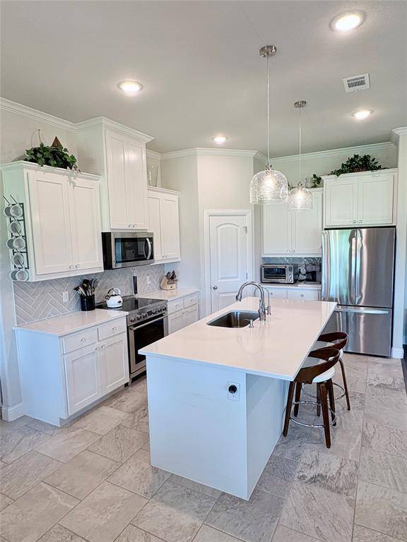 2250 County Road 2360, Decatur, TX 76234