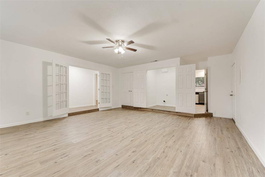 2514 Bobwhite Boulevard, Mesquite, TX 75149