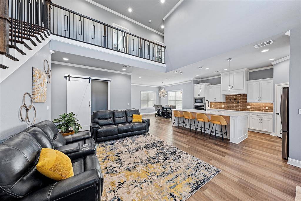 10053 Wildberry Drive, Waco, TX 76712
