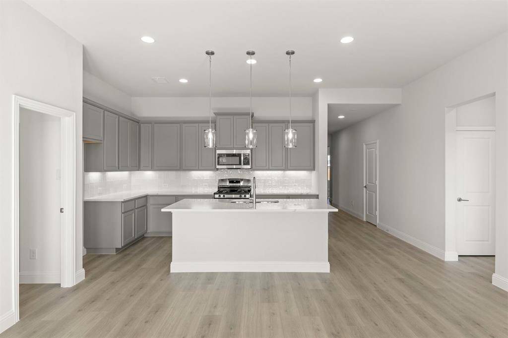 17204 Oxborough Drive, Justin, TX 76247