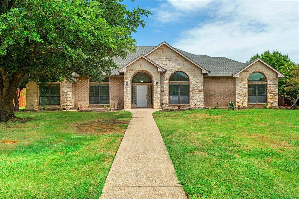 7241 Colwell Drive, Midlothian, TX 76065