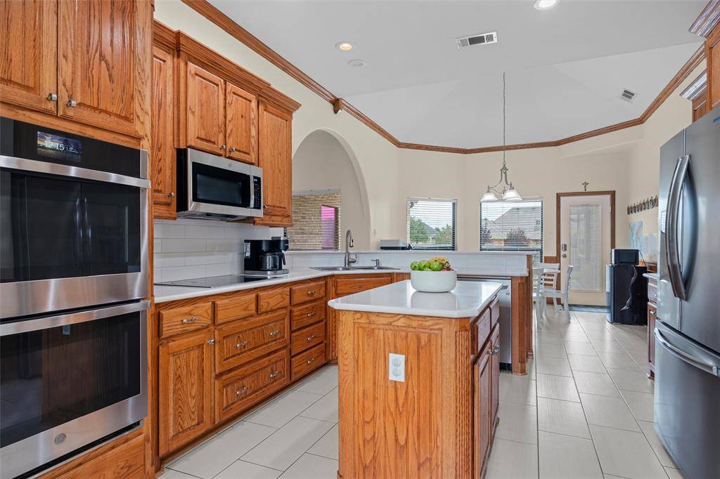 7241 Colwell Drive, Midlothian, TX 76065