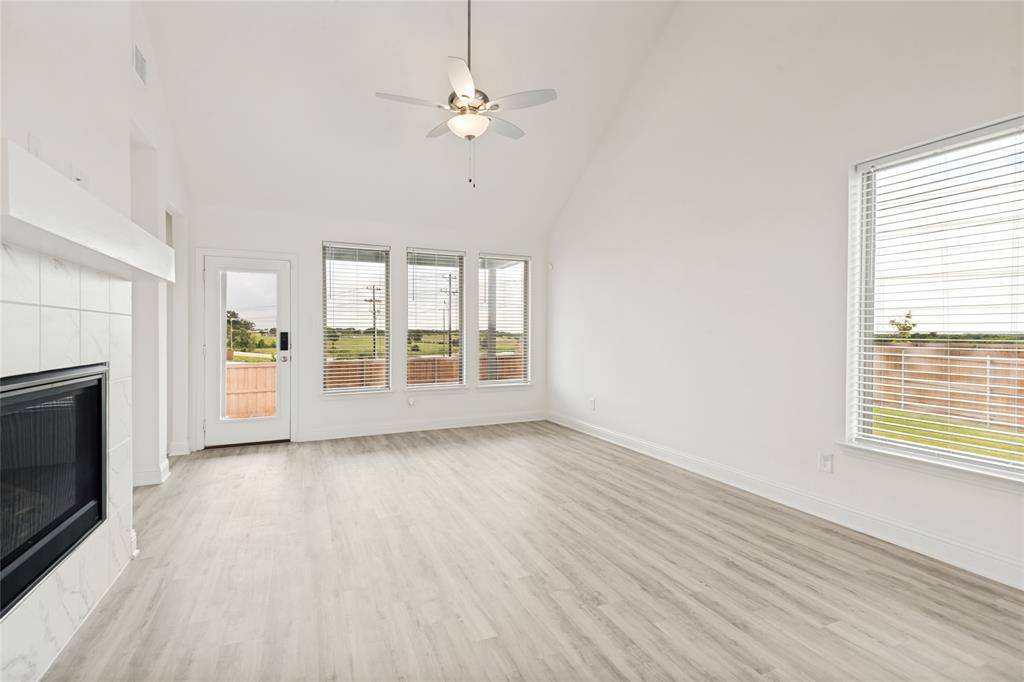 3800 Summerfield Drive, Crandall, TX 75114