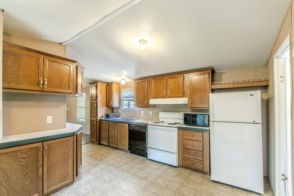 13247 Gholson Road, Waco, TX 76705
