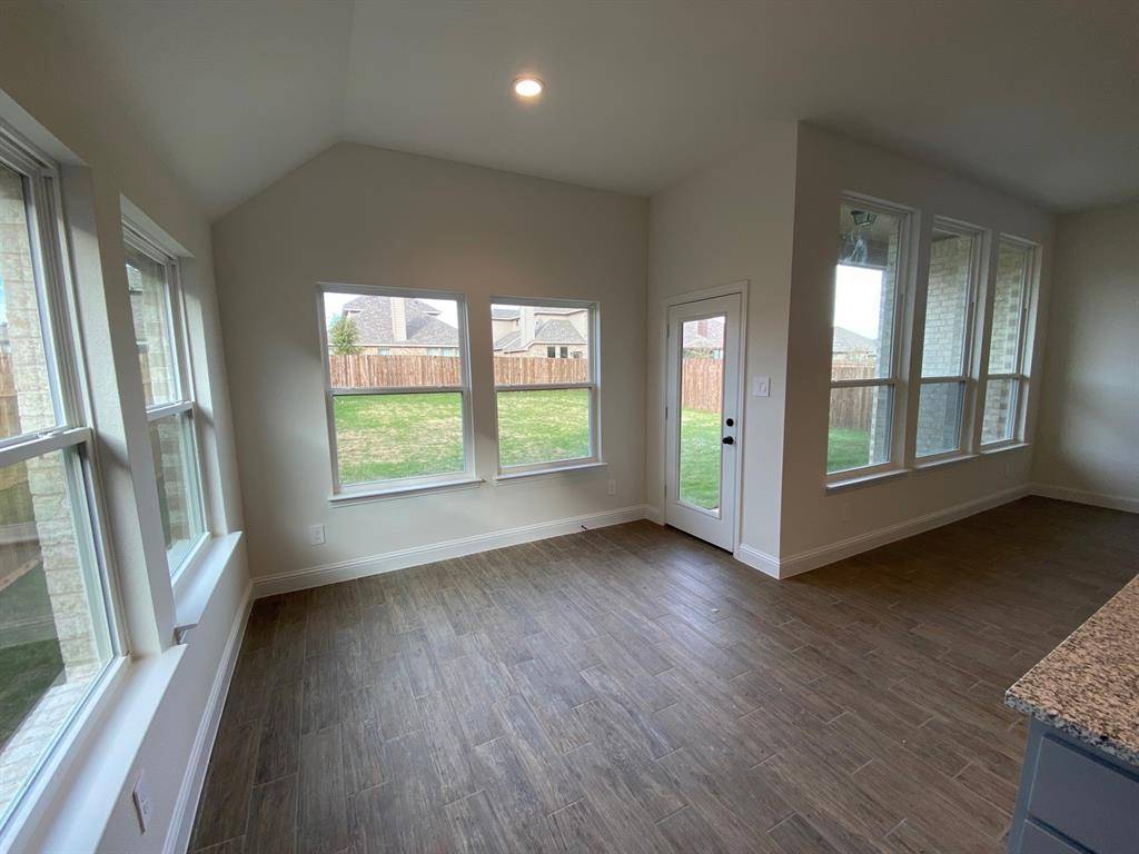 10305 Linseed Drive, Fort Worth, TX 76036